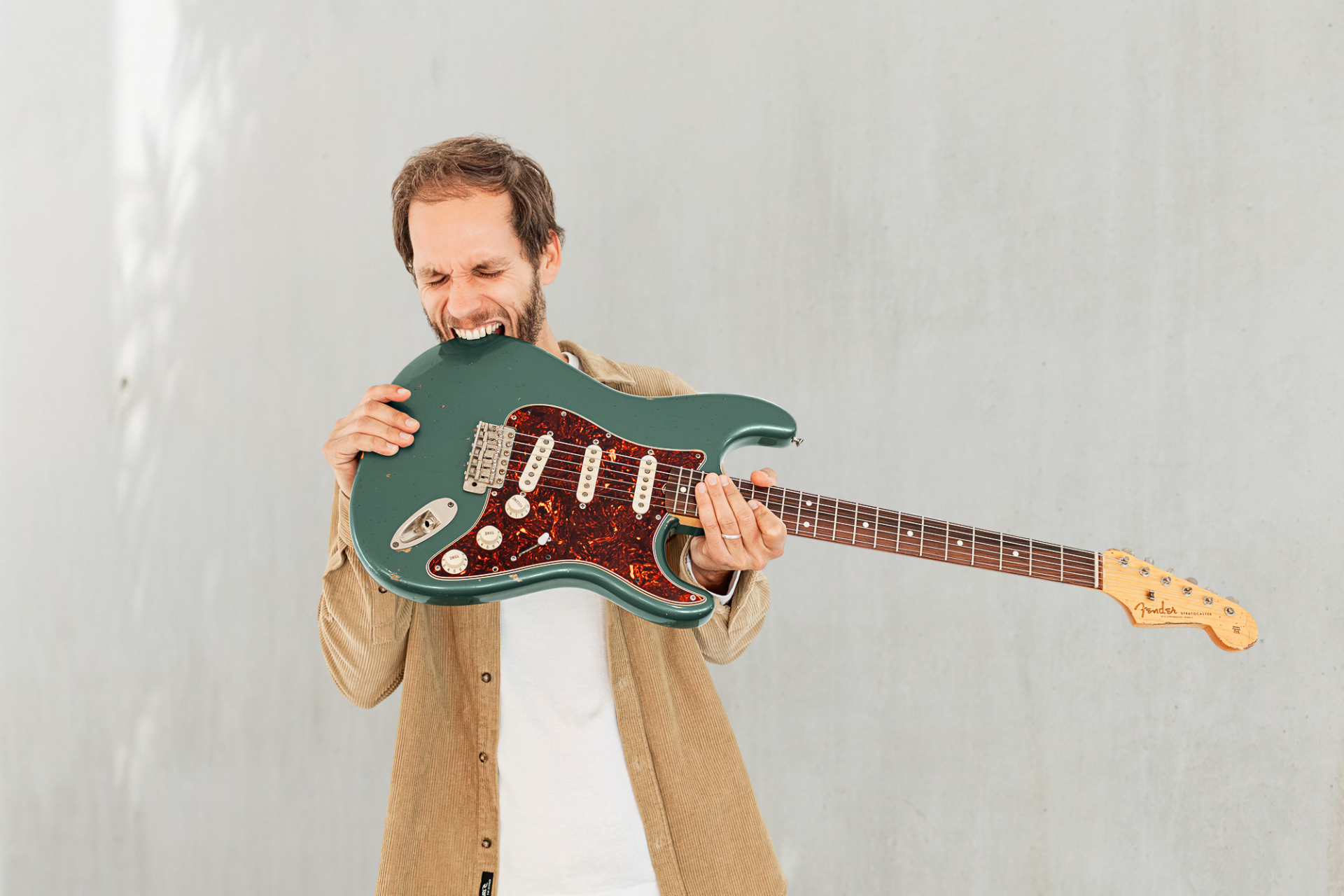 Marco Hohner with electric guitar